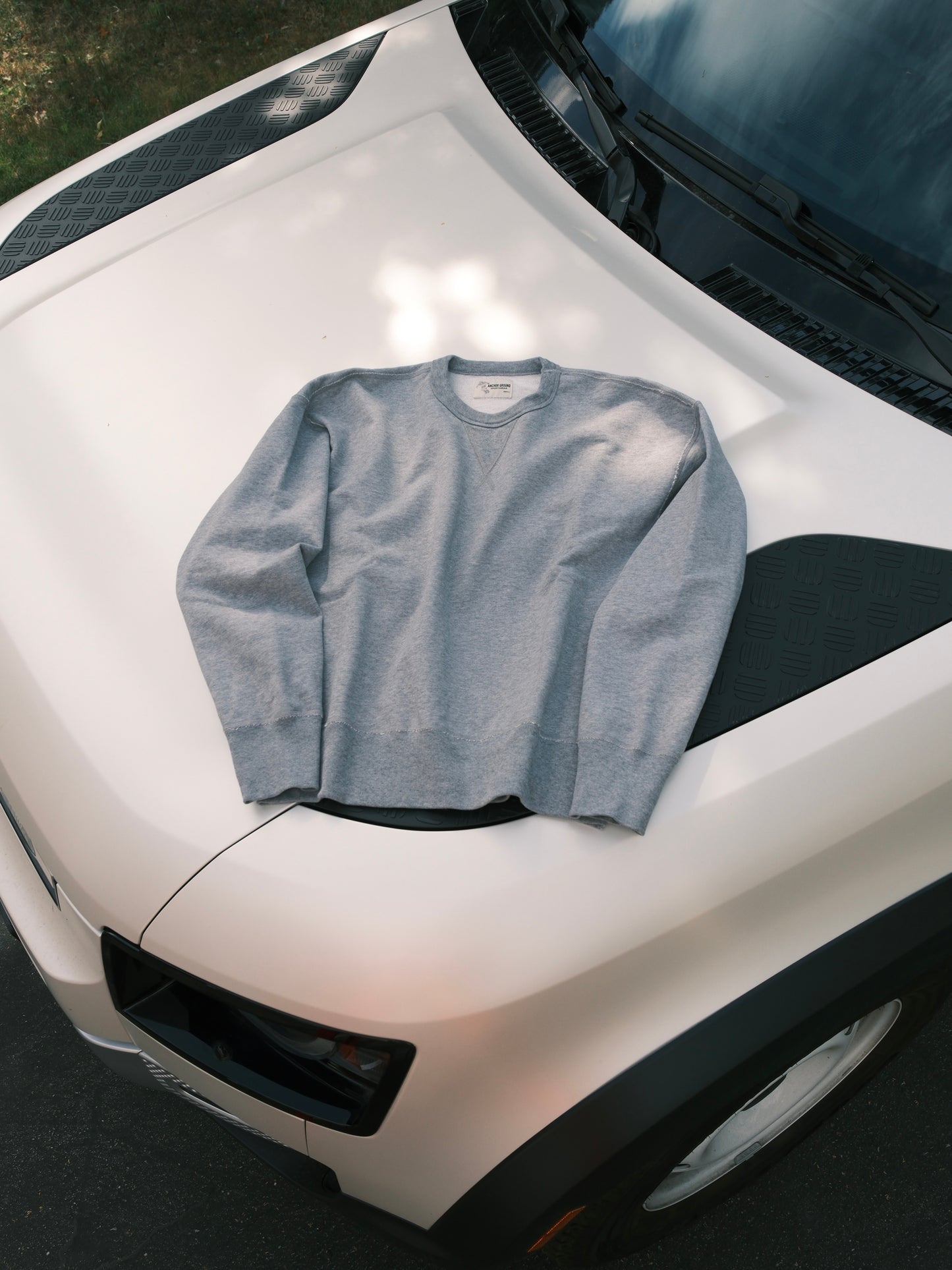 Single-V Crewneck Sweatshirt - Heather Gray