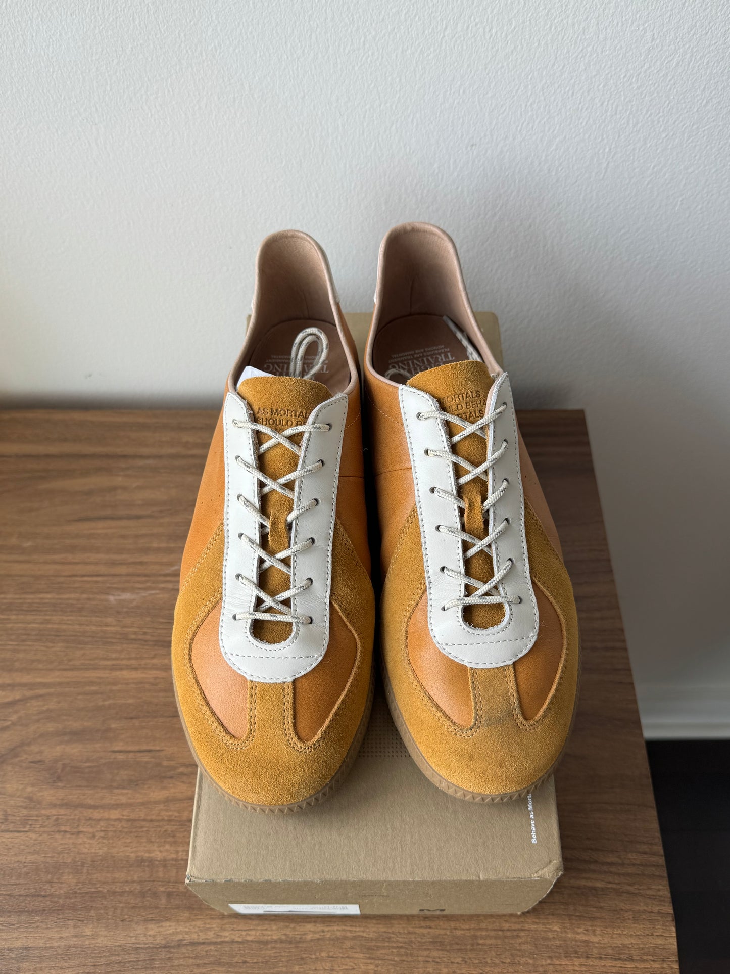 PANE Light Trainers (Size: 42)