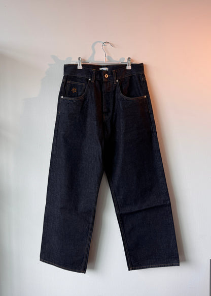 The Thirteen Club Souvenir Loose Cut Selvedge Jeans - Raw (Size: 30)