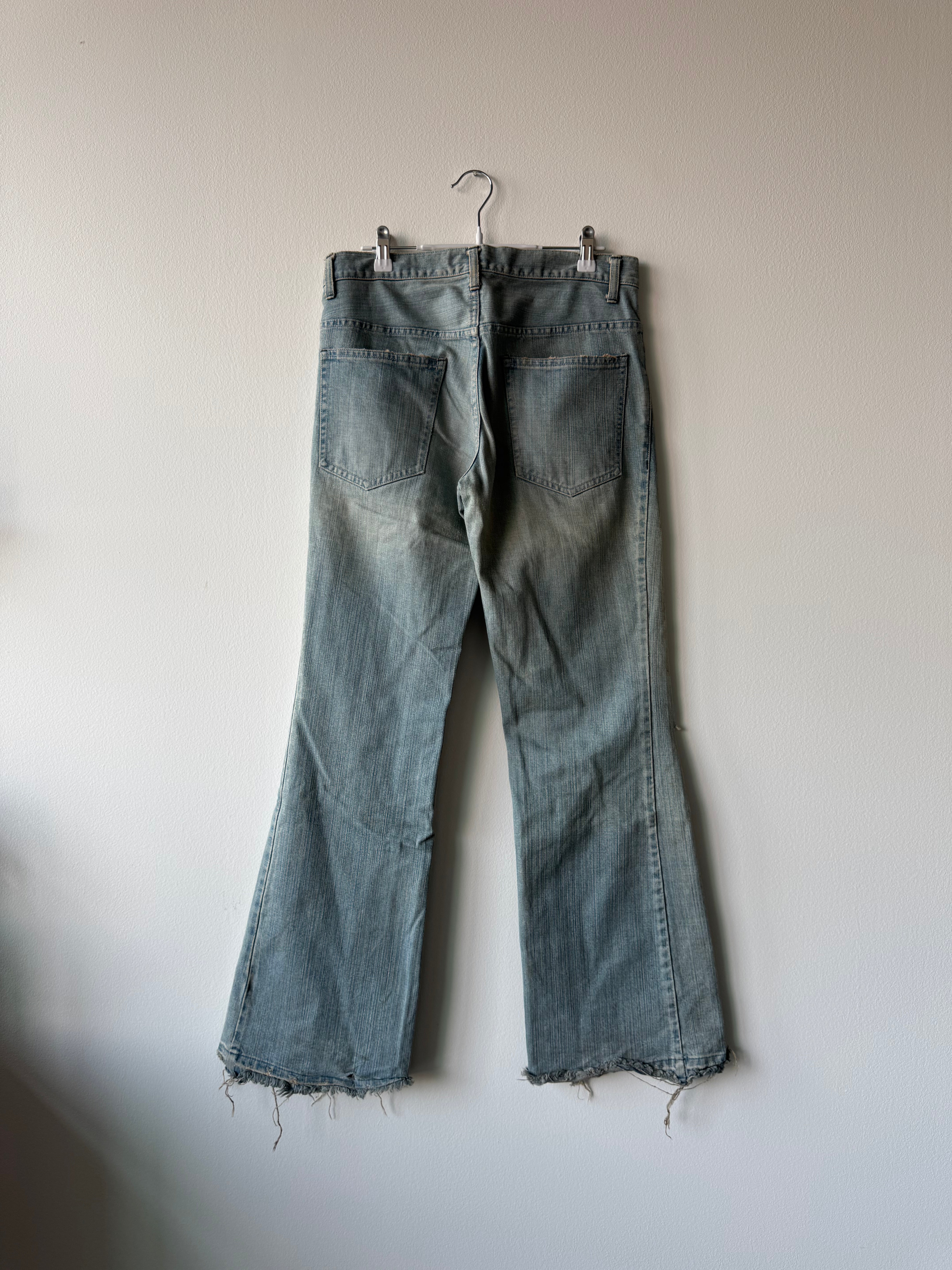 VINTAGE ATTACHMENT FLARED DENIM (32x32)