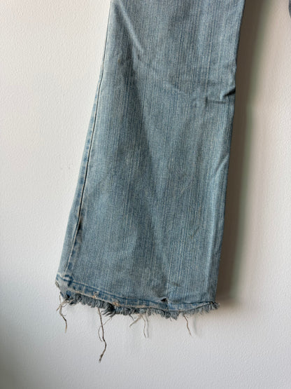 VINTAGE ATTACHMENT FLARED DENIM (32x32)