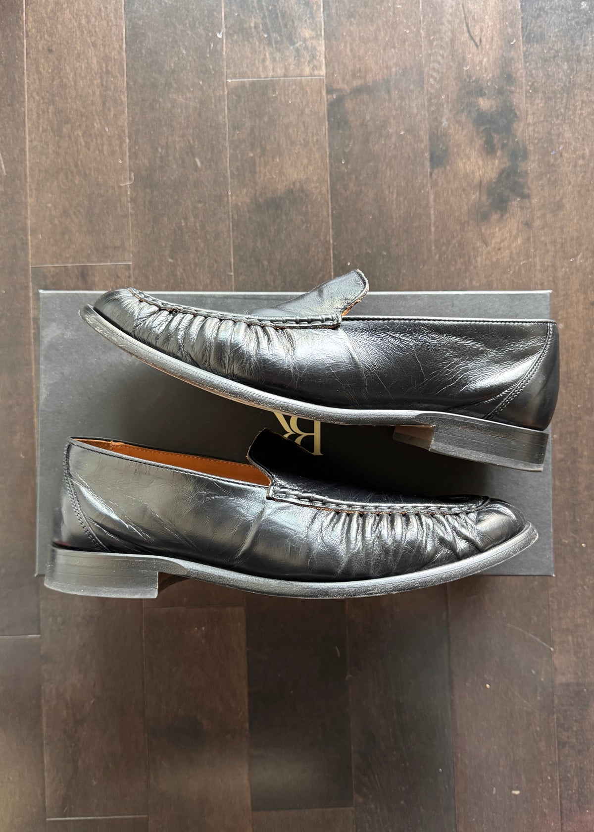 Banana Republic Moc Toe Loafer (Size US8.5)