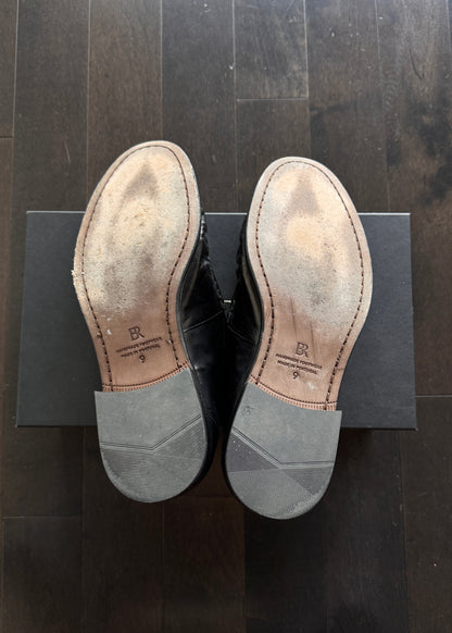 Banana Republic Moc Toe Loafer (Size US9)