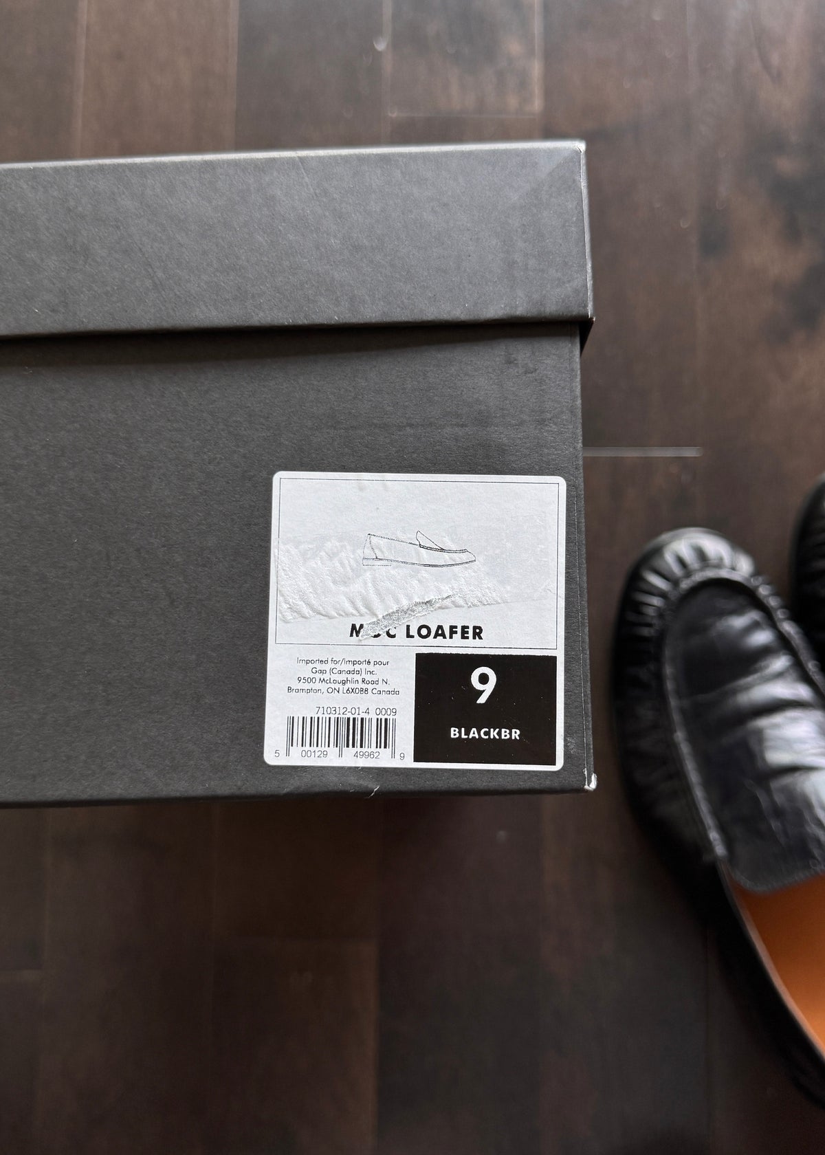 Banana Republic Moc Toe Loafer (Size US9)